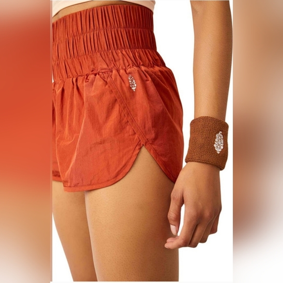 Like New Large FP Free People Movement The Way Home Parachute Shorts - Picture 4 of 7